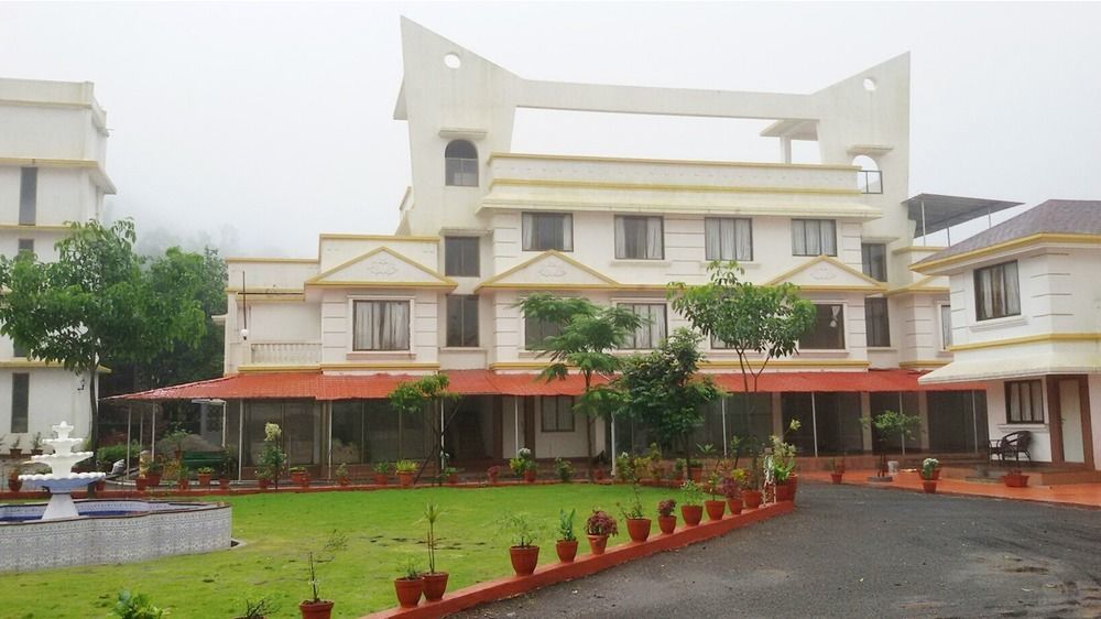 Sereniity Resort Lonavala Exterior photo